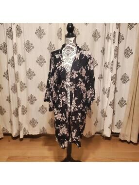 Spiritual Gangster Floral Kimono
